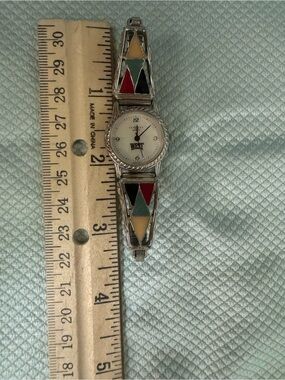 LA Express Women's Bracelet Watch with Enamel Stretch Band